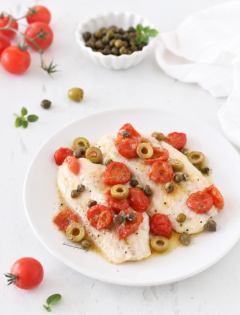Filetti di merluzzo con pomodorini capperi e olive