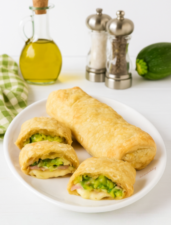 Rotolo di sfoglia con zucchine e prosciutto cotto