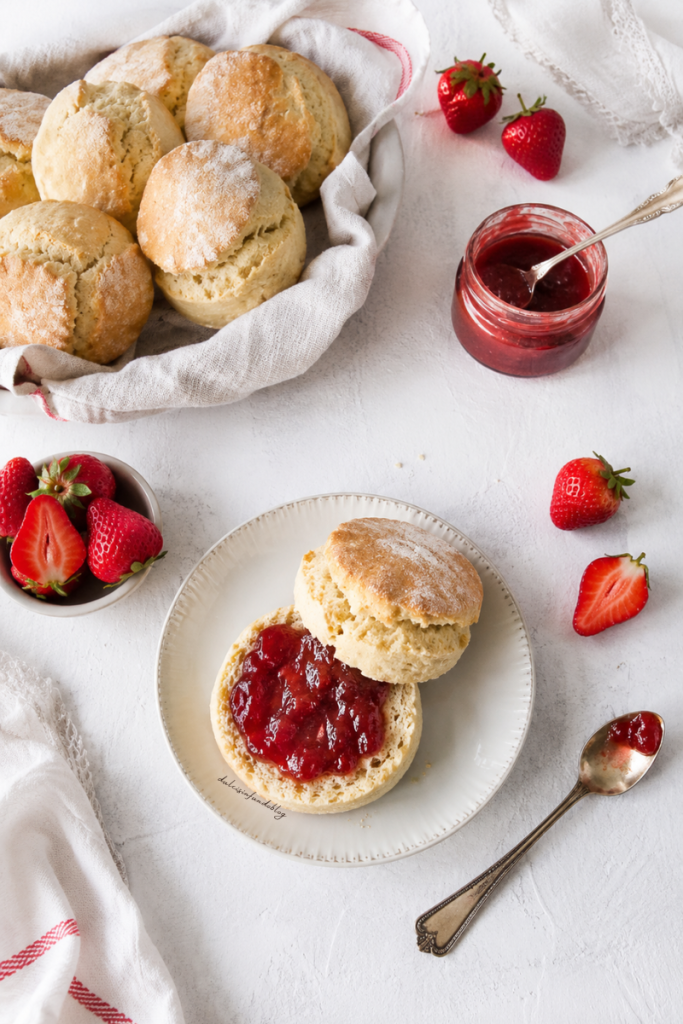 Scones, la ricetta dei dolcetti inglesi per l'ora del tè