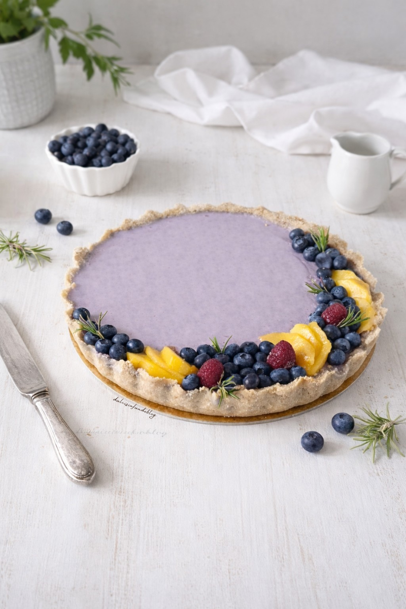 Crostata senza cottura con panna cotta ai mirtilli