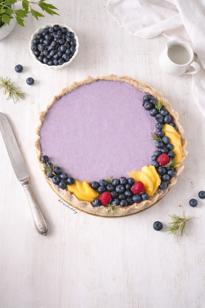 Crostata senza cottura con panna cotta ai mirtilli