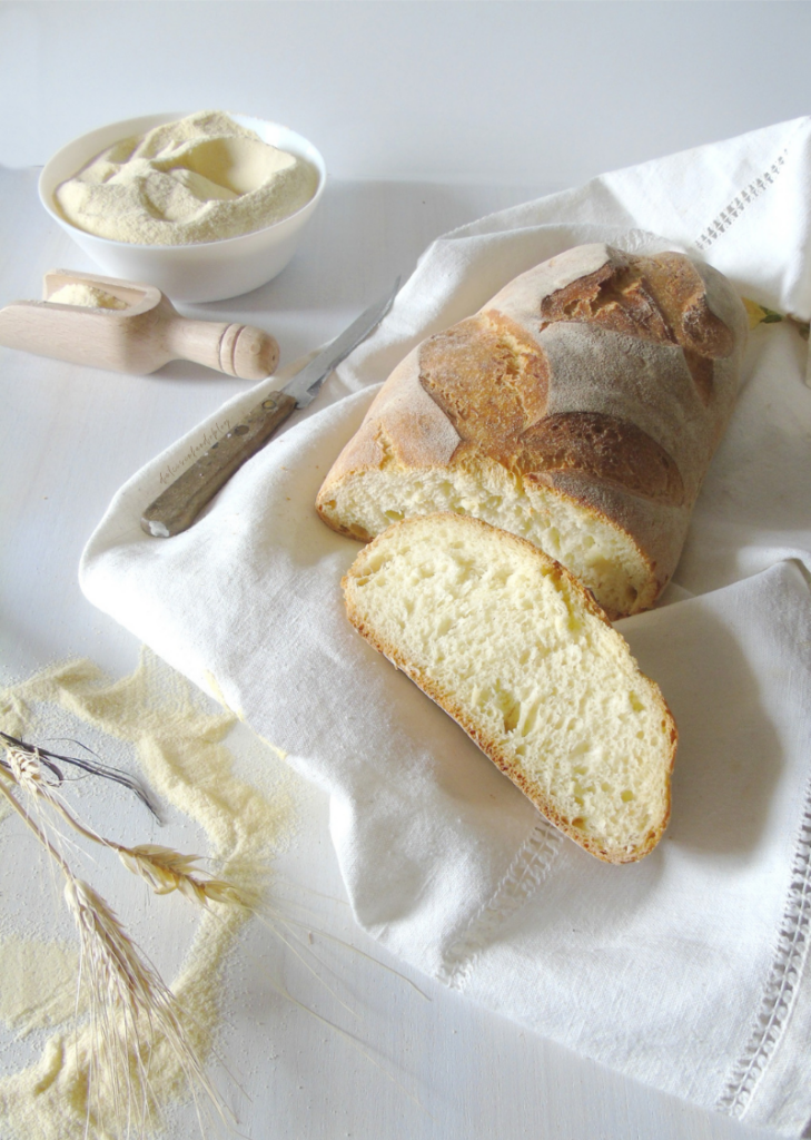 Pane di semola: ricetta, profumo e tradizione